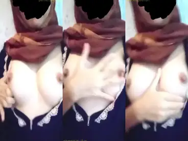 Abg Hijab remas toket mulus poster
