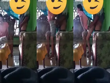 Bokep ngewe sama ayah tiri di ruang tamu poster