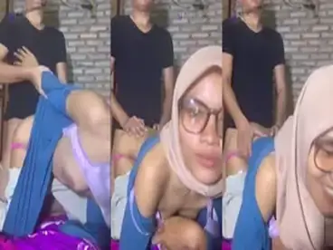 Ukhti Wida Hijab Cantik Pasrah Digenjot Doggy poster